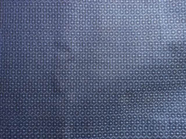 アンティーク　亀甲絣織り出し本場泥大島紬男物着物